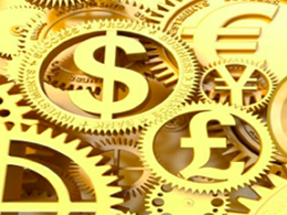 Currency Competition and Hoarding