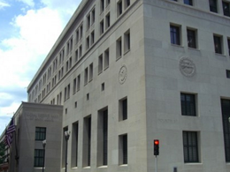 Federal Bank VP: Bitcoin Threat Means Banks Must 'Adapt or Die'