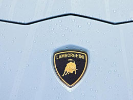 Lamborghini and McLaren Dealerships Drive Bitcoin Adoption in USA
