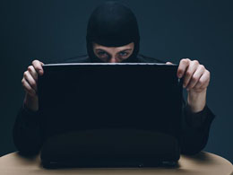 Hacker Hijacks Satoshi Nakamoto's Email, Threatens to Reveal All
