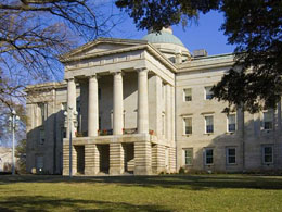 North Carolina Senate Committee Advances Bitcoin Bill