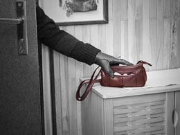 Customer Bitcoins Stolen in Purse Email Breach